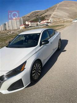 نيسان ألتيما